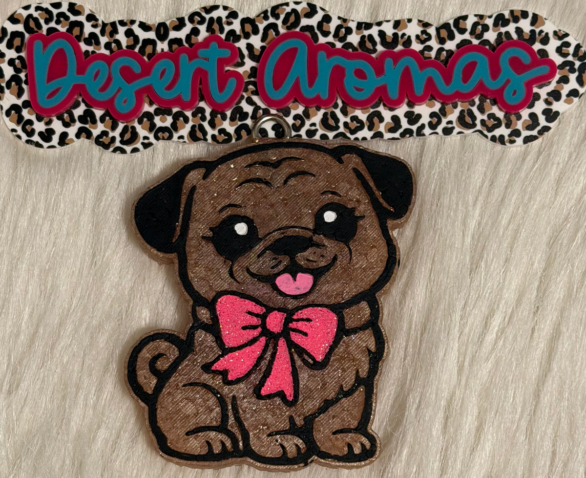 Pug w bow